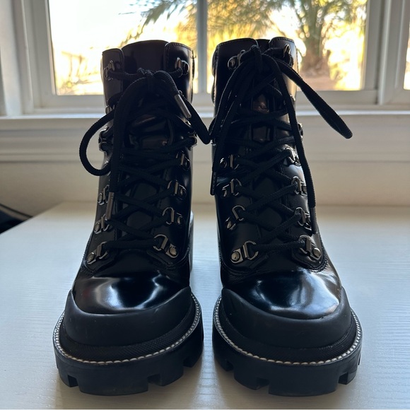 Tory Burch Lug Boot Black Women's - Picture 10 of 15